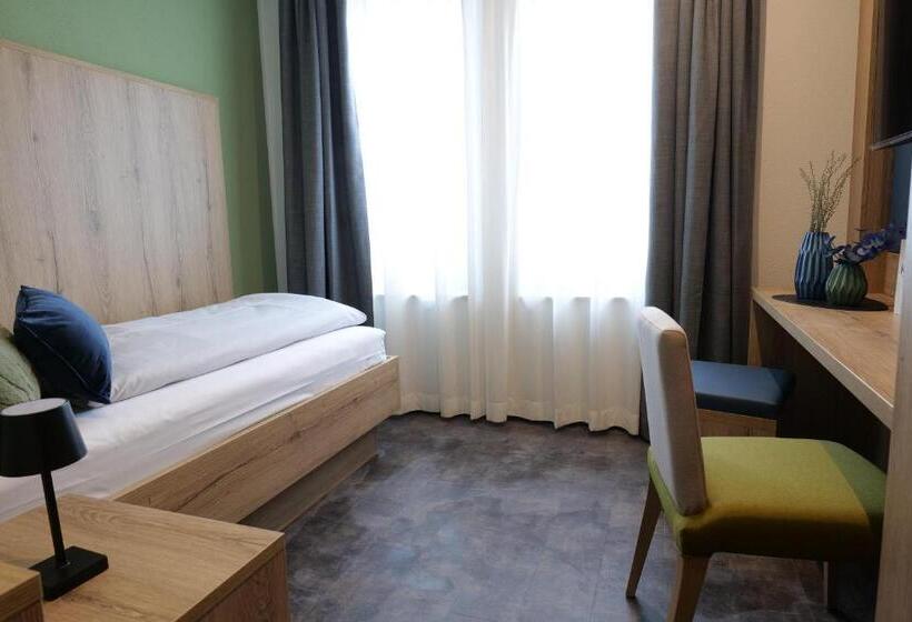 标准单人间, Reos Hotel Isny