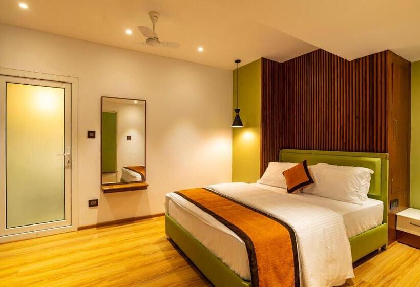 ガーデンビュースイート, Makayiram Retreat