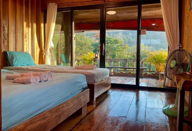 Трехместный Номер Стандарт с Видом, Sakadburi Homestay