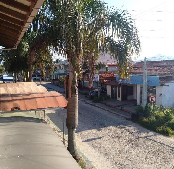 آپارتمان 1 خوابه با بالکن, Pousada E Residencial Estrela Mar