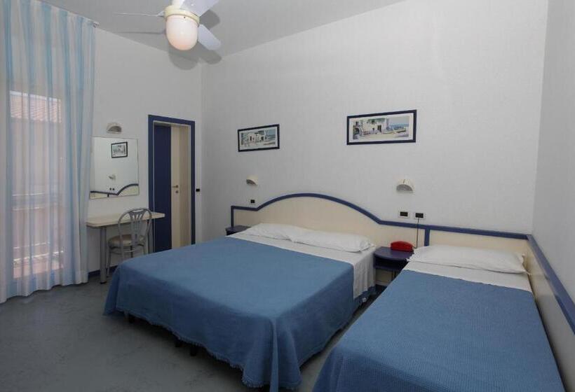 标准三人间, Santa Maria