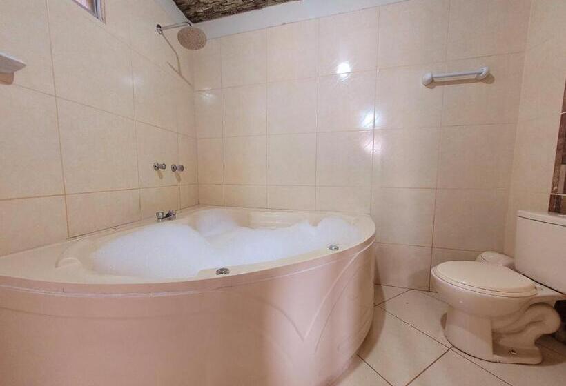 주니어 스위트 발코니, Illari Wari Ii Hotel Sauna