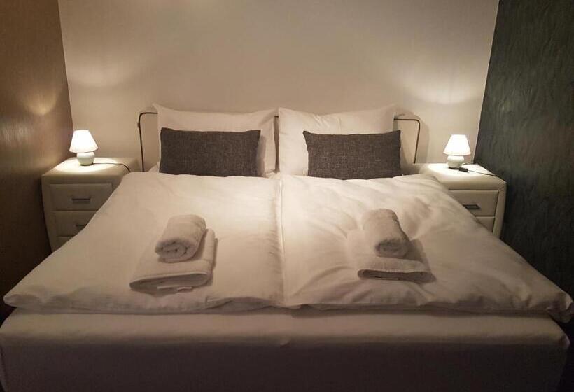 디럭스 룸, Agropenzion 7divov