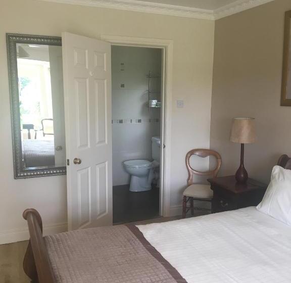 غرفة ديلوكس, Barr S Guest Accommodation