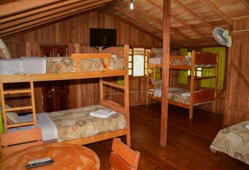 اتاق خانوادگی, Hosteria Kindi Wasi