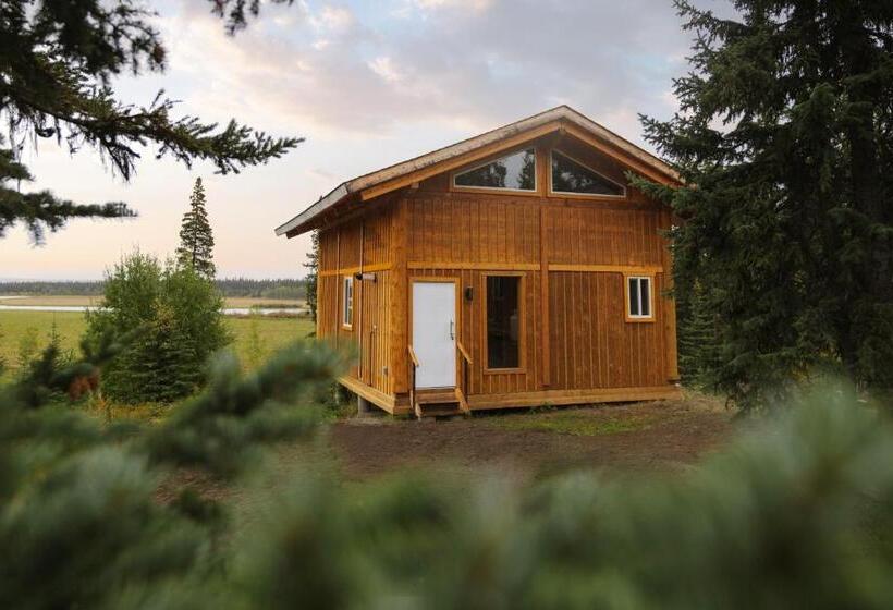 スタンダードバンガロー, Red Cariboo Resort