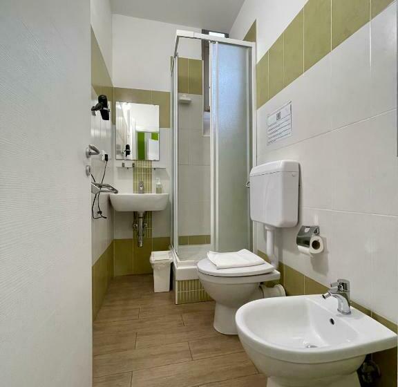 غرفة قياسية, B&b Universita