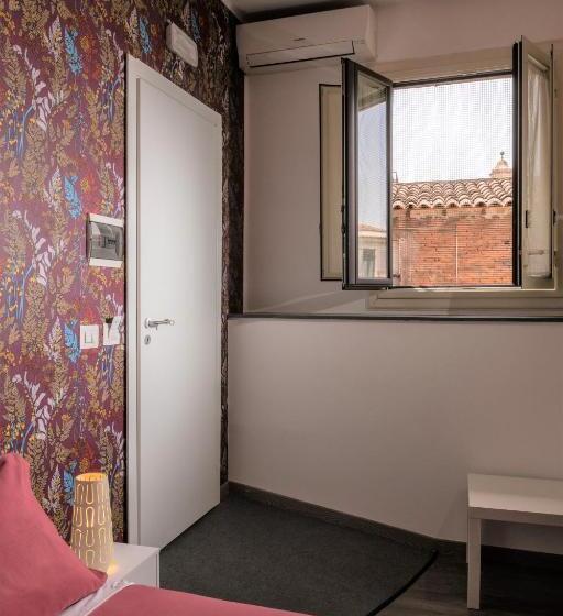 غرفة قياسية, B&b Universita