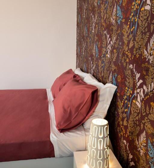 اتاق استاندارد, B&b Universita