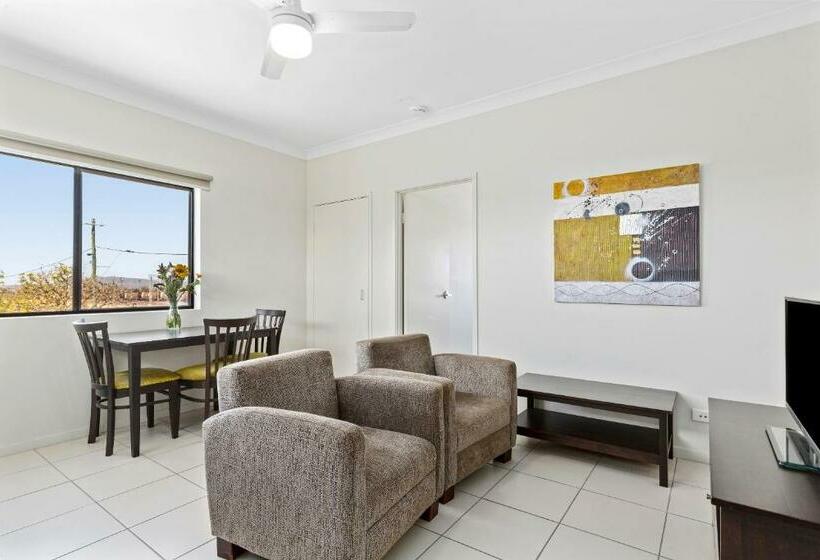 آپارتمان 1 خوابه, Blackwater Central Motel