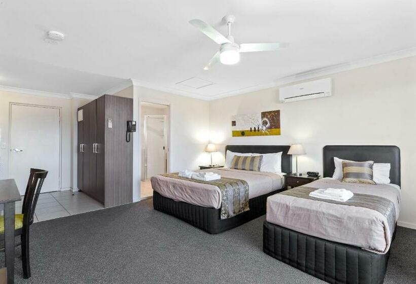 اتاق اجرایی, Blackwater Central Motel