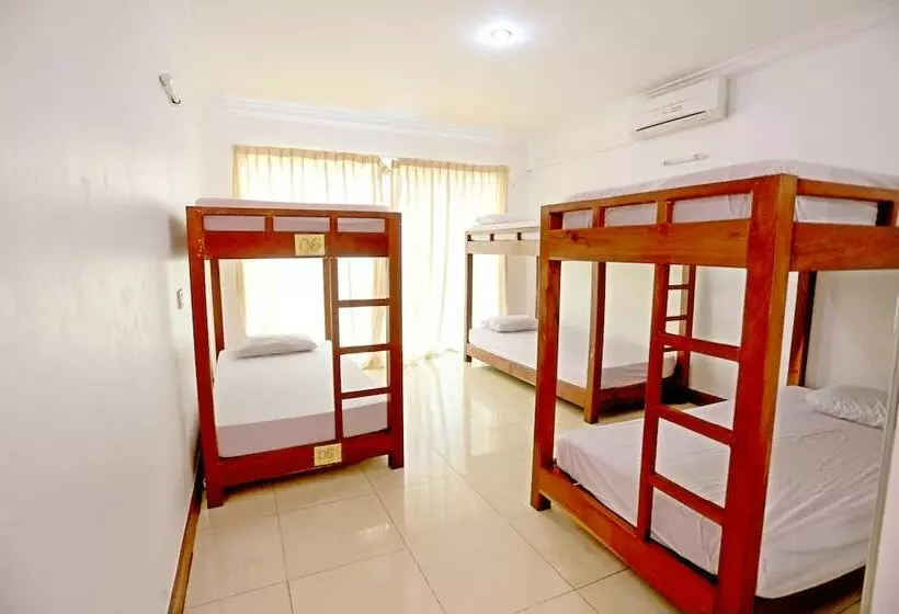 ルームシェアのワンベッド, Hang Tep Hostel