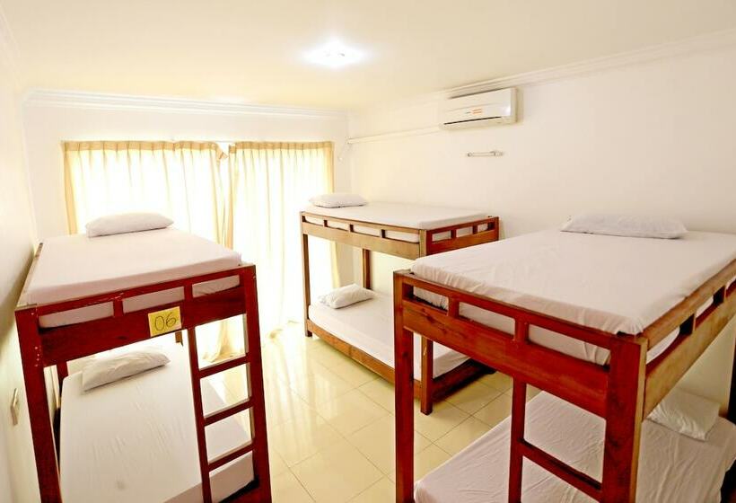 ルームシェアのワンベッド, Hang Tep Hostel