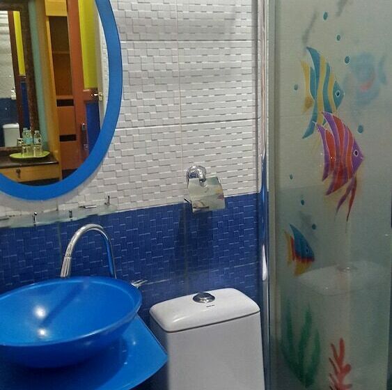 اتاق استاندارد, C & L Bay View Inn