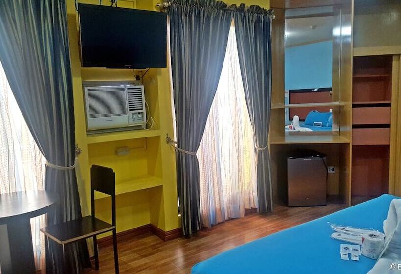 سوییت, C & L Bay View Inn