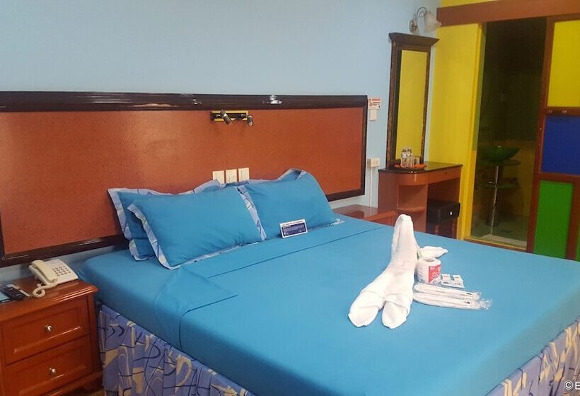 سوییت, C & L Bay View Inn