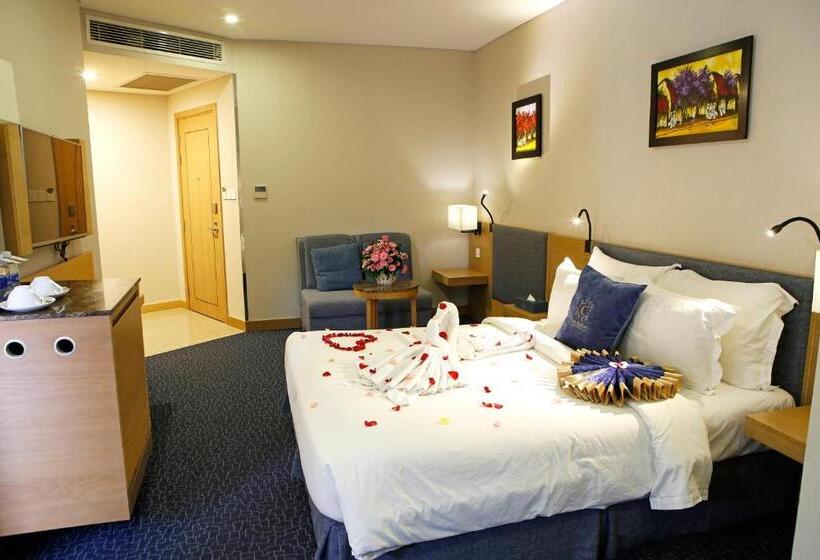 مجموعه ویستا شهر, Ciao Saigon Hotel & Spa