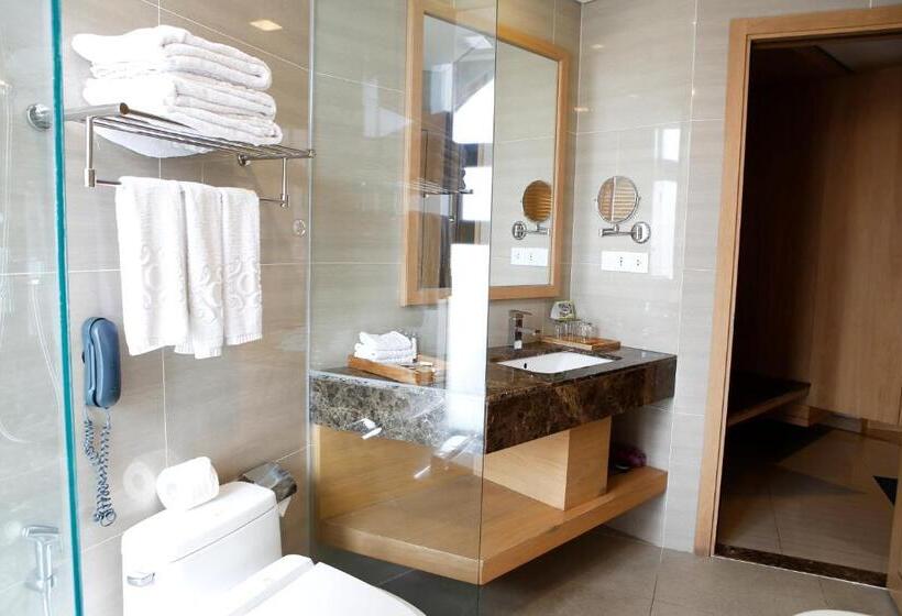 اتاق استاندارد سه نفره, Ciao Saigon Hotel & Spa