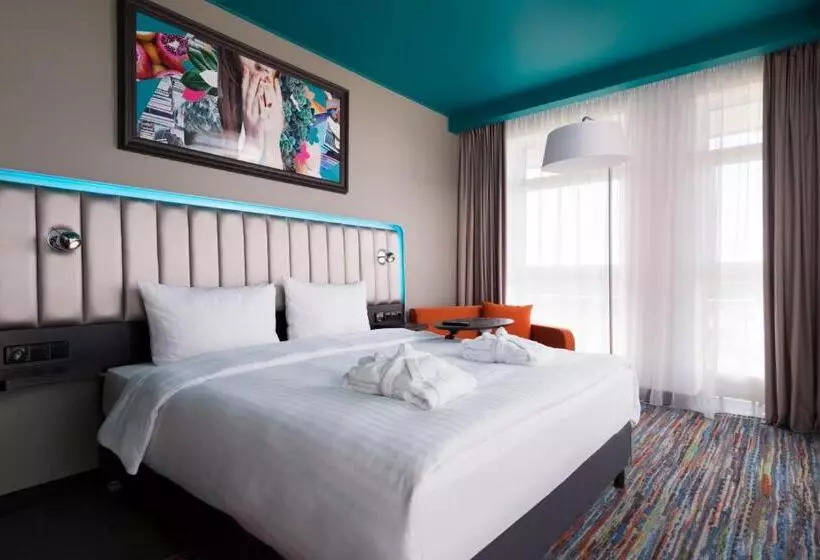 اتاق سوپریور با بالکن, Park Inn By Radisson Riga Valdemara