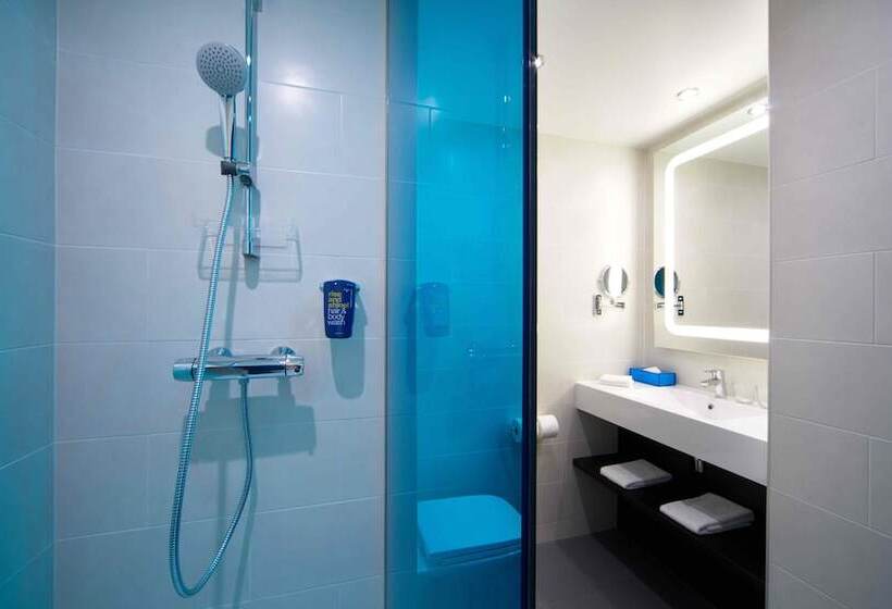 اتاق خانوادگی, Park Inn By Radisson Riga Valdemara