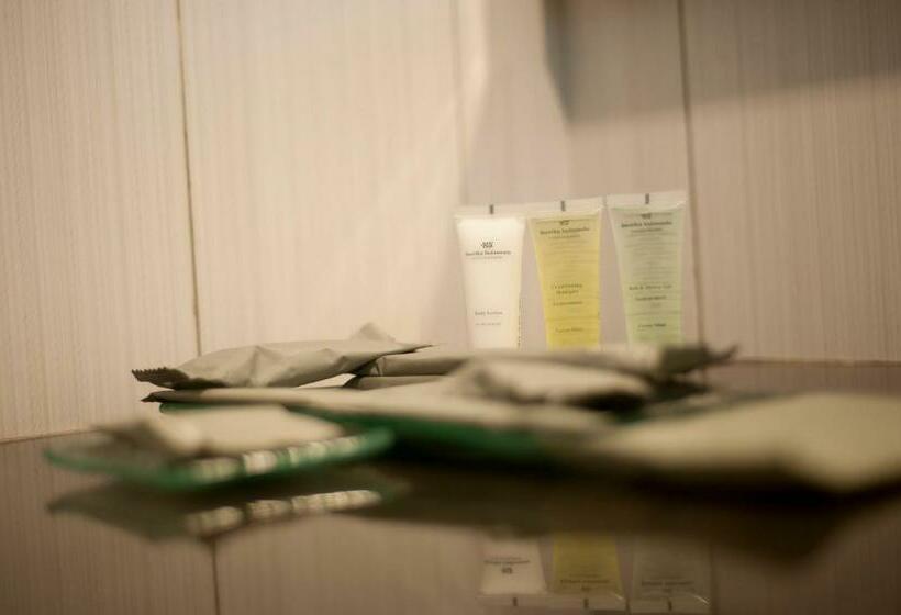 Номер Superior Кровать Кинг, Santika Radial Palembang