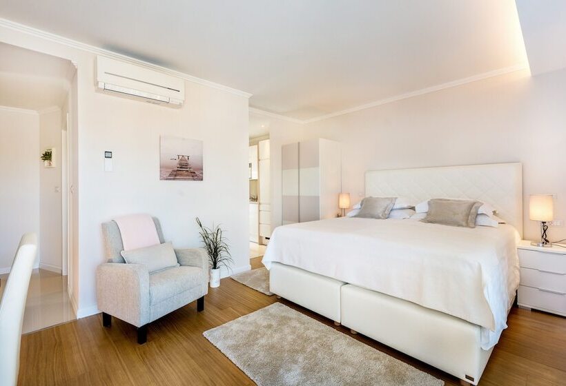 استودیوی سوپریور, Madison Luxury Apartments & Rooms