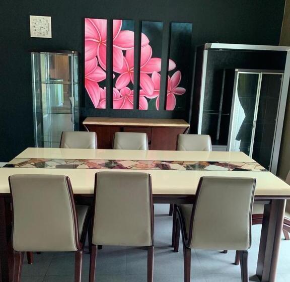 1 Bedroom Penthouse Apartment, Mciti Suites