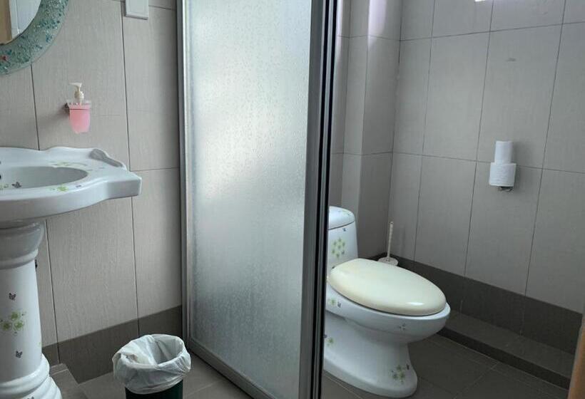 1 Bedroom Penthouse Apartment, Mciti Suites