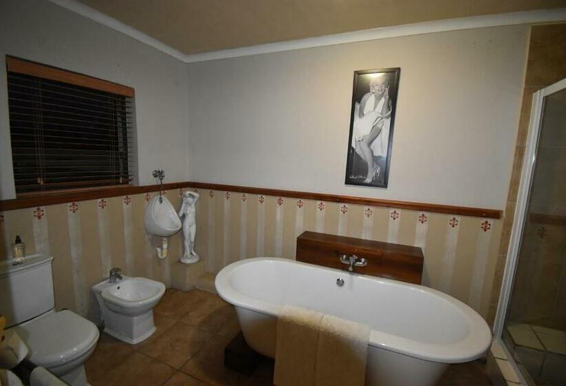 חדר משפחתי, Broadway Tygervalley House