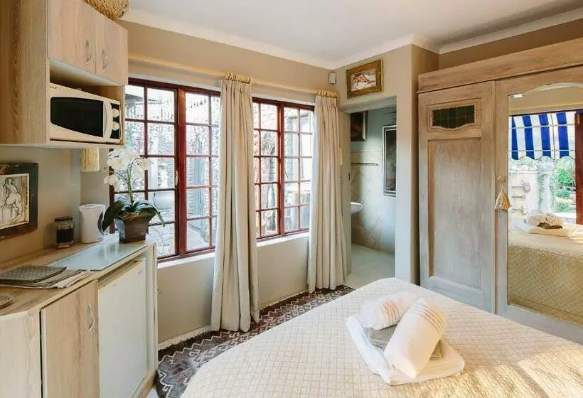 エコノミールーム, The Art Guesthouse