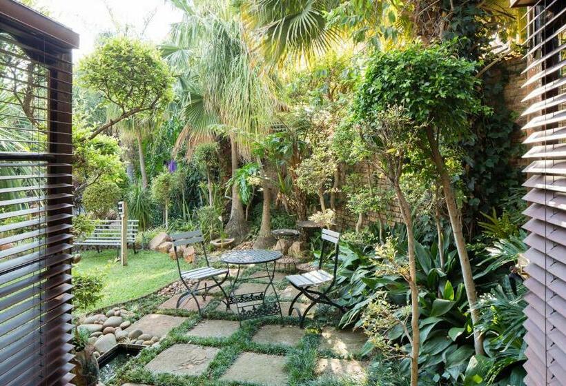 エクゼクティブスイート, The Art Guesthouse