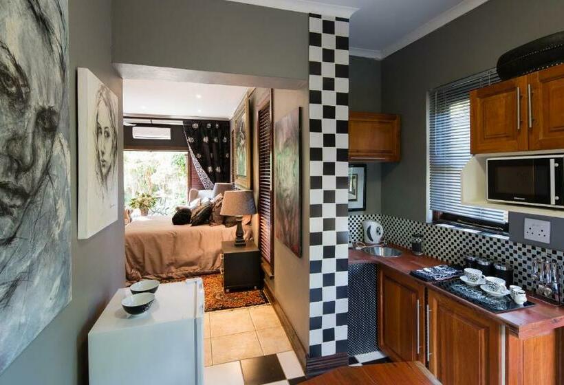 エクゼクティブスイート, The Art Guesthouse