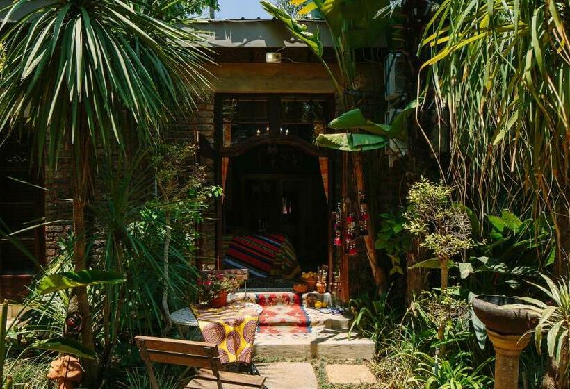 デラックスルーム, The Art Guesthouse