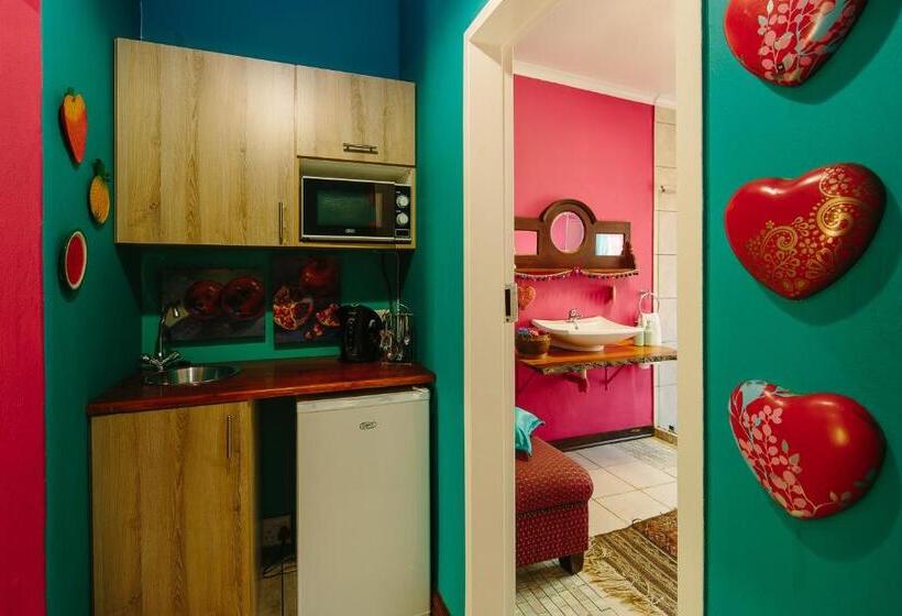 デラックスルーム, The Art Guesthouse