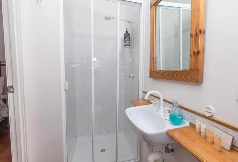 Perhebungalow, Noosa Hinterland Escape