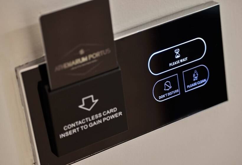 Номер Стандарт, Athenarum Portus Life & Style