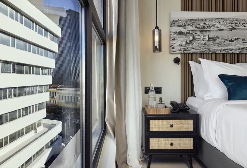 חדר קומפורט, Athenarum Portus Life & Style