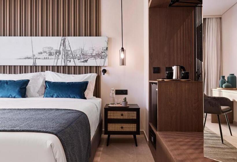 חדר קומפורט, Athenarum Portus Life & Style