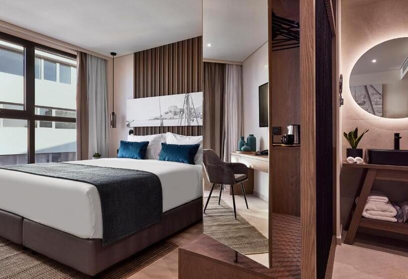 Номер Комфорт, Athenarum Portus Life & Style