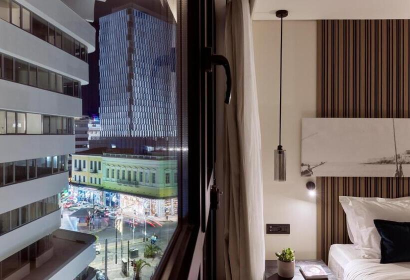 חדר קומפורט, Athenarum Portus Life & Style