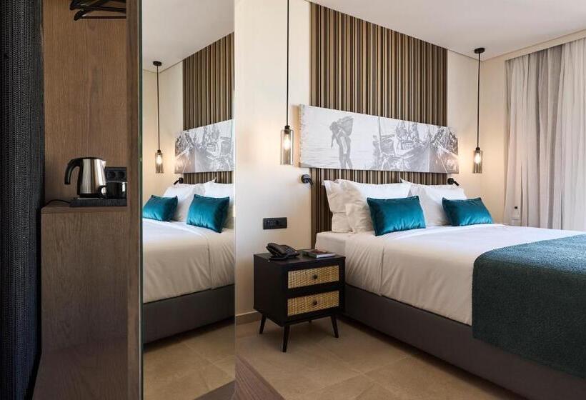 חדר סטנדרט מותאם לאדם עם מוגבלויות, Athenarum Portus Life & Style