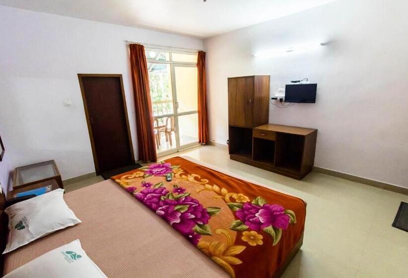 اتاق لوکس, Eden Holidays Ev