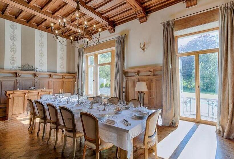 4ベッドルームハウス, Château Chevalier Des Montys