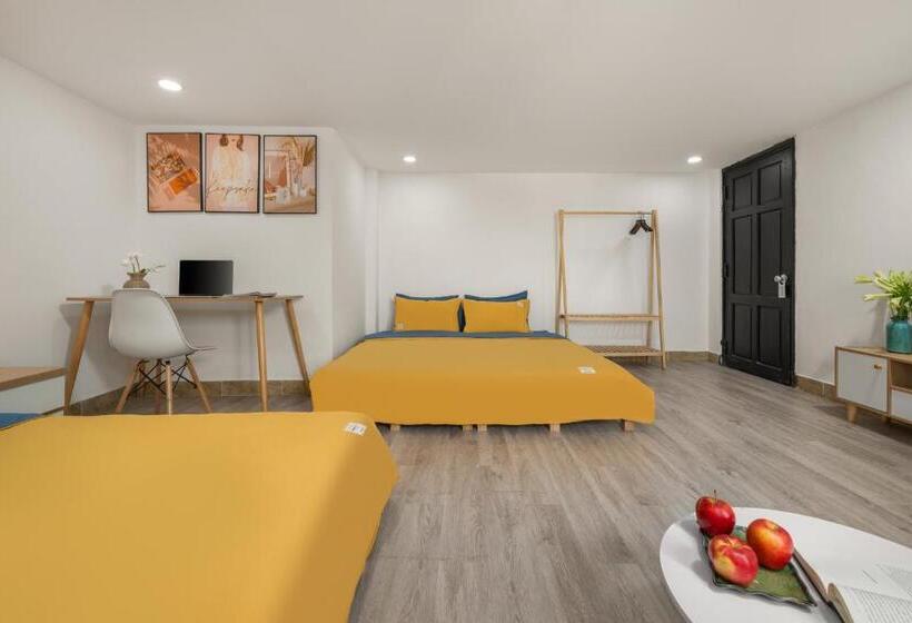 سوییت خانوادگی, Kly Boutique