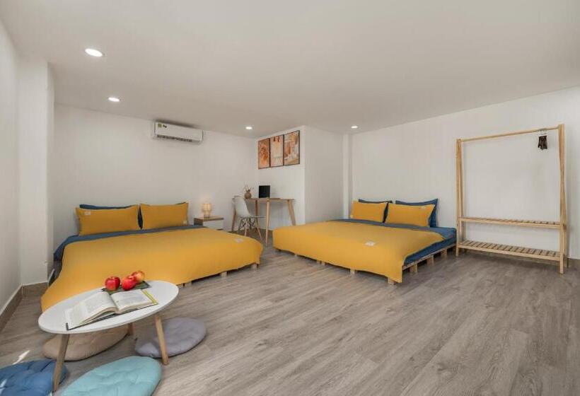 سوییت خانوادگی, Kly Boutique