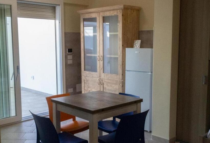 수피리어 스튜디오, La Spiaggetta