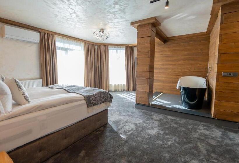 침실 2개 주택, V Chalet Residence