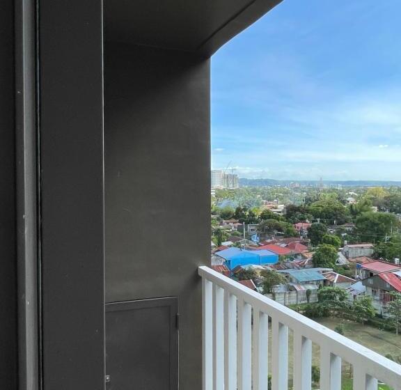 1 Bedroom Apartment Lake View, Condotel810bywvtowers1&2
