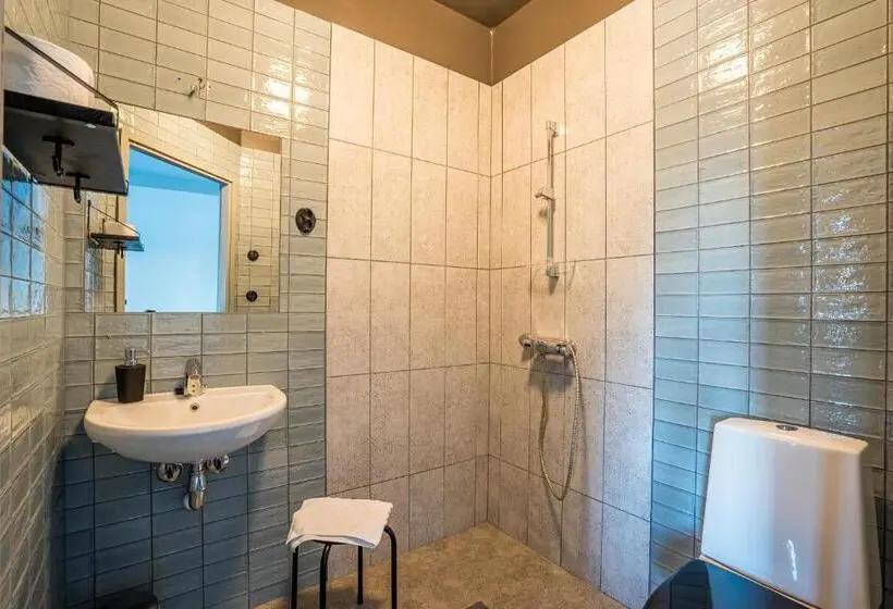 Standard Kolmen Hengen Huone, L Grelsby Strand