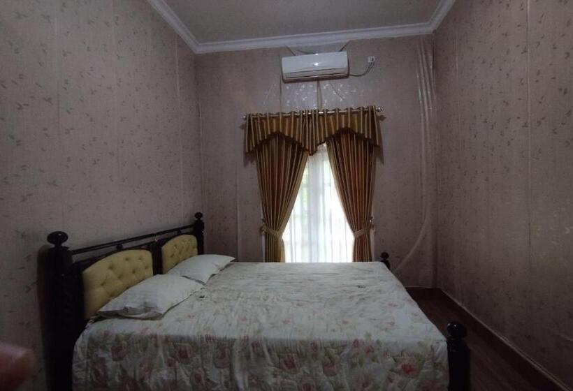 غرفة ديلوكس, Oyo 93618 Homestay Bonjeruk